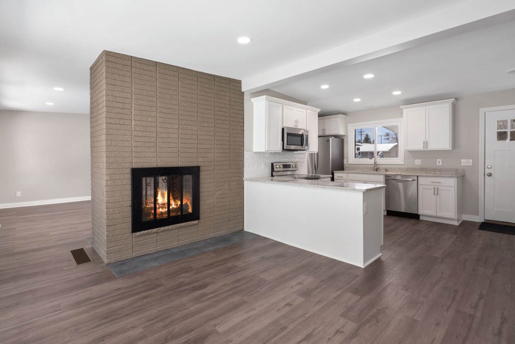 metro-realty-holdings-repair-rent-property-GO0A6127