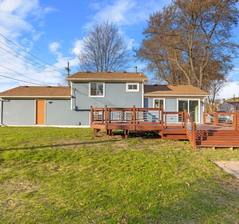 metro-realty-holdings-repair-rent-property-back