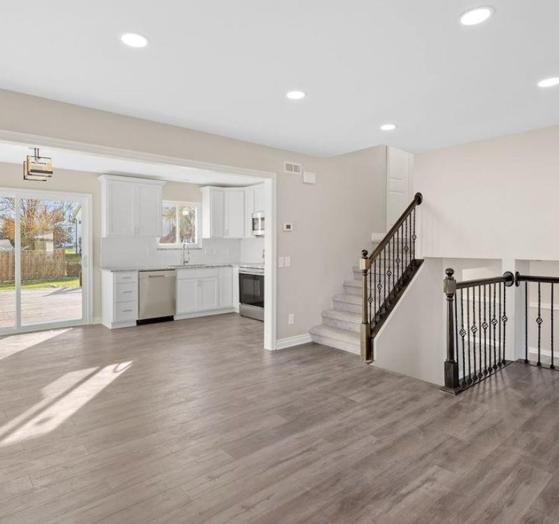 metro-realty-holdings-repair-rent-property-interior1